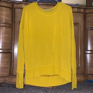 super cute yellow/ golden athleta sweatshirt!
